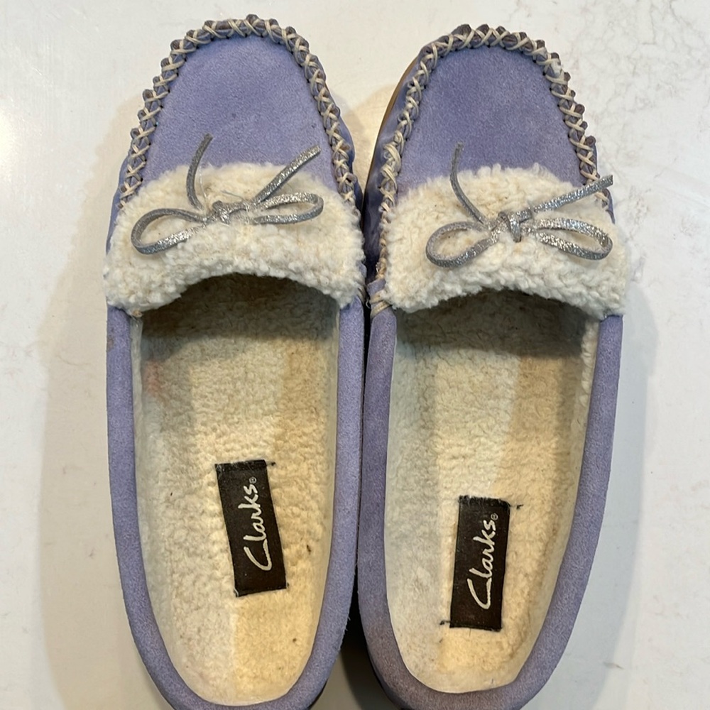 Clarks Women Warm Cozy Slip On Moccasin Slippers